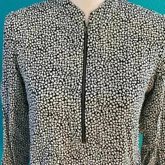 Weatherproof vintage floral long sleeve shirt in size medium - Picture 2 of 4